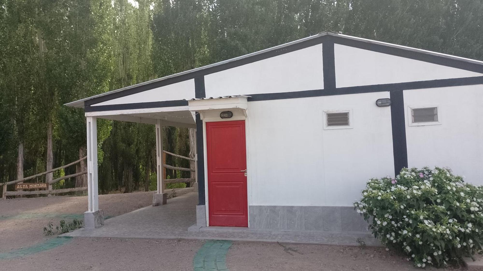 Cabanas De Los Andes Uspallata Exterior photo